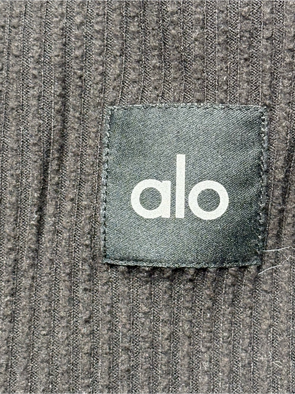 Alo Yoga Muse Sweatpants - Picture 5 of 7